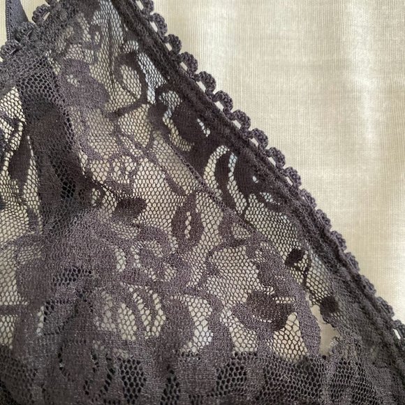 FREE ADD-ON: Material Girl Lace Bralette in Black Lace, sz: 34 - Picture 2 of 5